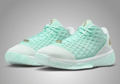 IX2017-100 Nike Kobe 3 Low Protro CHBL (Herren)
