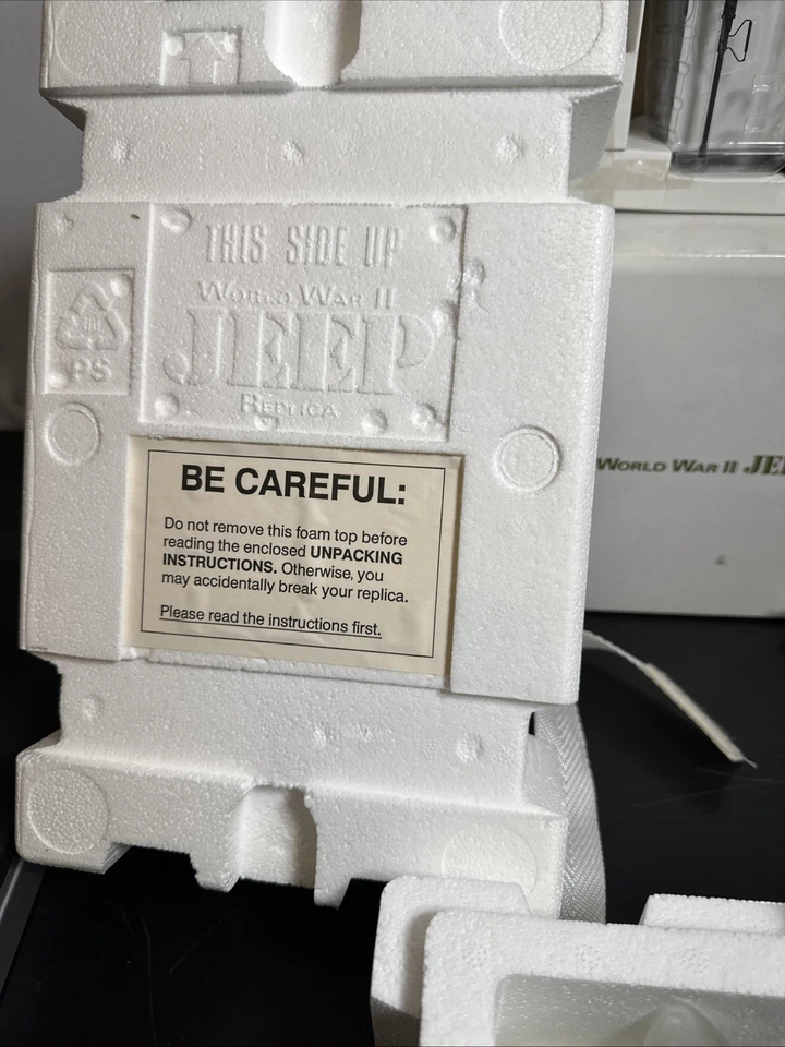 Danbury Mint 1/16 Scale World War II Replica Jeep. Rare New in Box - Image 4 of 4