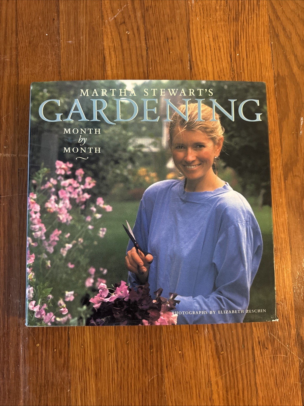 Martha Stewart's Gardening Month by Month by Martha Stewart (1991