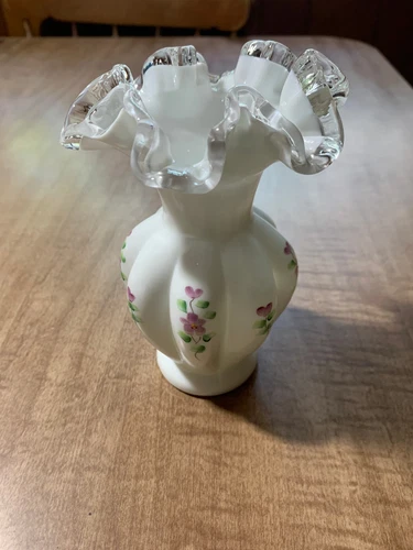 Vintage Fenton Violets In The Snow Sivercrest Vase 6" Tall  Art Glass