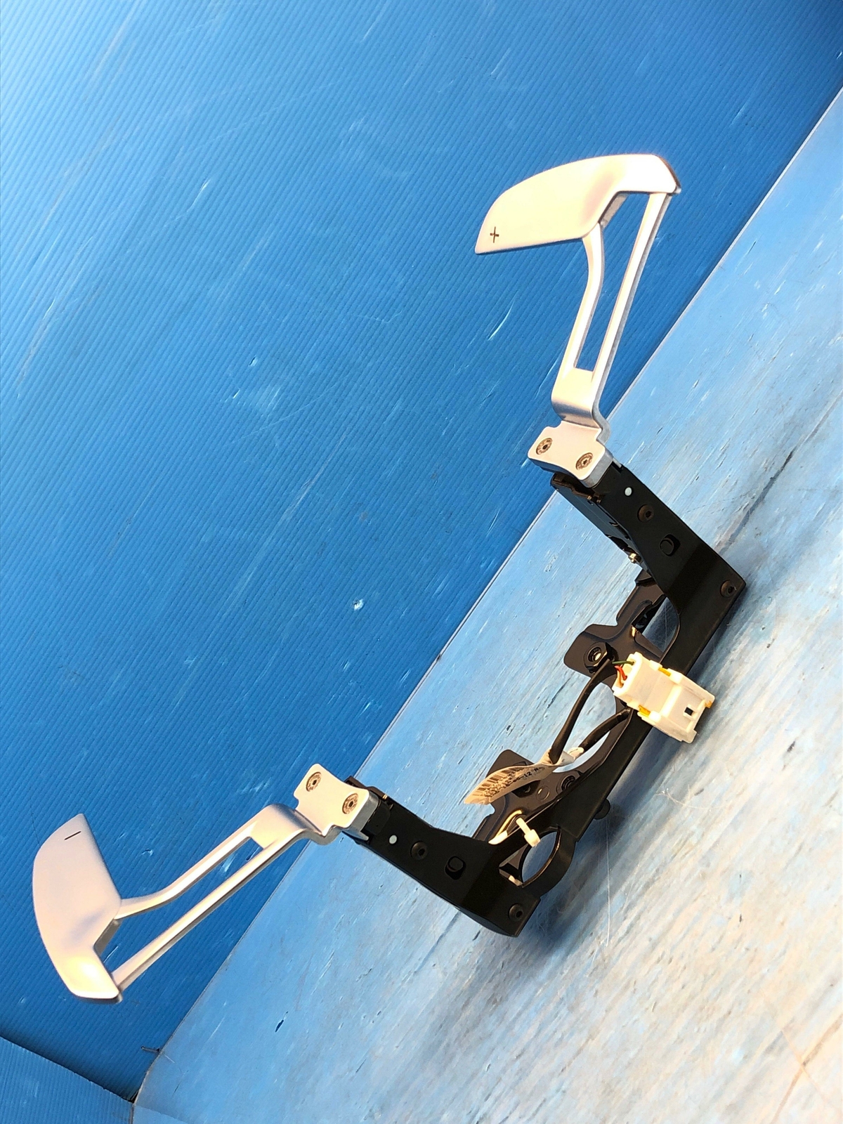 2014-2019 MASERATI QUATTROPORTE M156 STEERING WHEEL GEAR SHIFT PADDLE 107710213
