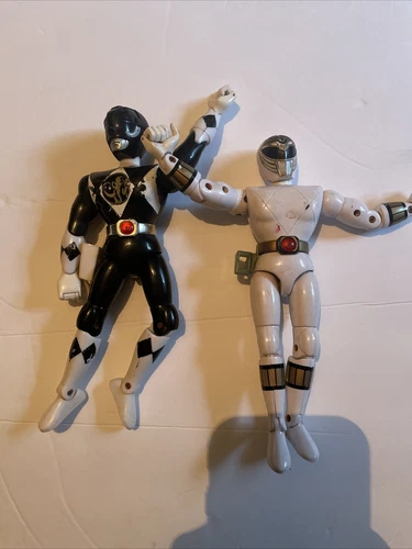 Vintage 1993 Bandai Black and White Power ranger action figures
