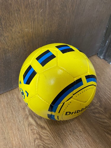 Dribble Up - Smart Soccer Ball (Größe 5) App-fähiger Ball (nur Ball) - Bild 2 von 3