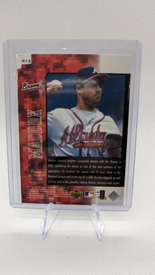 2000 UD Ionix Reciprocal Greg Maddux #R12 Atlanta Braves - Image 2 of 2