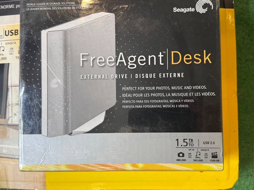 Seagate FreeAgent Desk 1.5 TB External Hard Drive USB 2.0 - NEW - Image 2 of 4