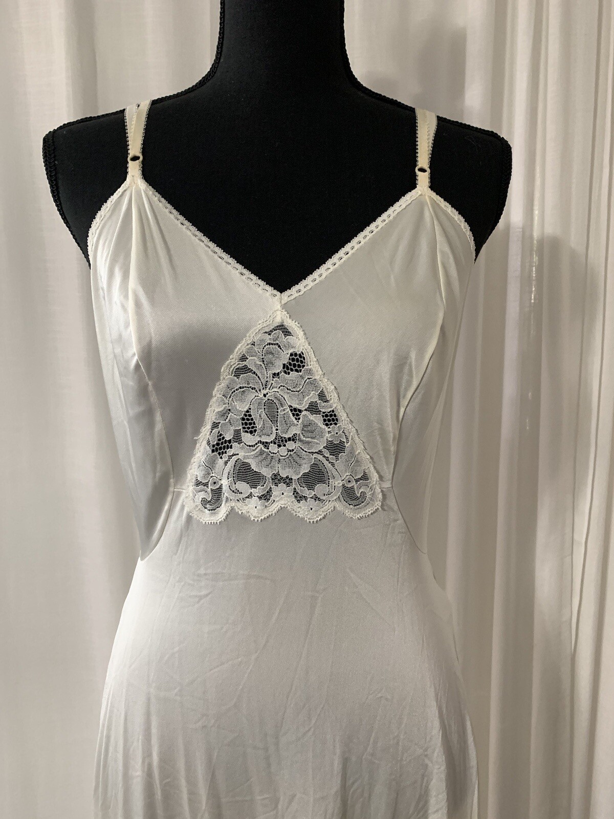 Picture 1 of 20