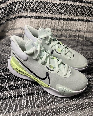 Size 8.5/M 10/W - Nike Renew Elevate 3