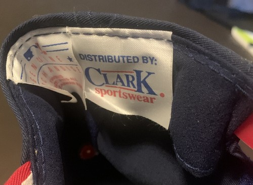 Vintage Atlanta Braves Hat - Picture 3 of 3