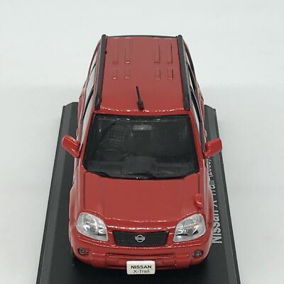 Mini Car Nissan X-Trail 2005 Red 1/43 Scale Box Display Diecast