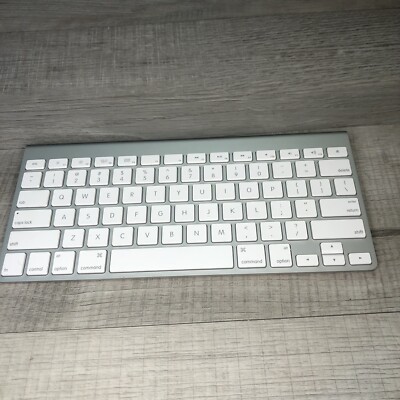 Apple ワイヤレス キーボード A1314 Apple ワイヤレスキーボード A1314