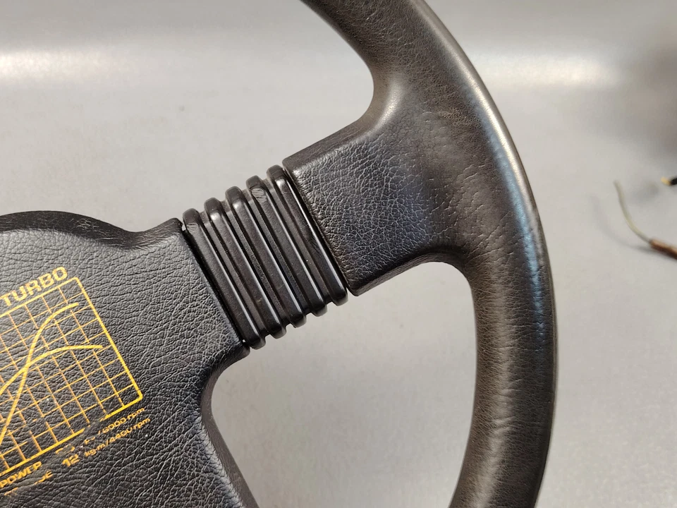 Nissan Match Turbo K10GFTI 1985 1991 volante 3 radios OEM JDM Foto 3 de 4