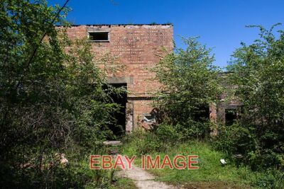 PHOTO  WWII ROYAL ORDNANCE FACTORY WREXHAM - DEFENDED BUILDING POSSIBLY A DEFEND
