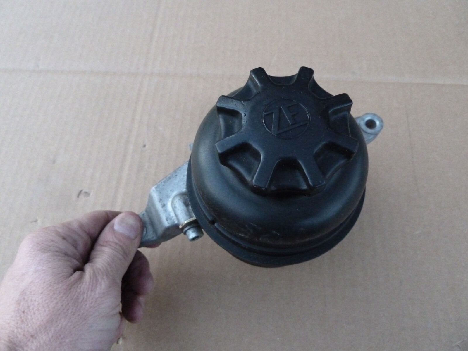Ferrari F1 Shift Fluid Bottle Assembly F355 Container Reservoir Tank w bracket
