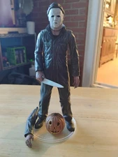 TRICK OR TREAT STUDIOS MICHAEL MYERS SCREAM GREATS FIGURE LOOSE