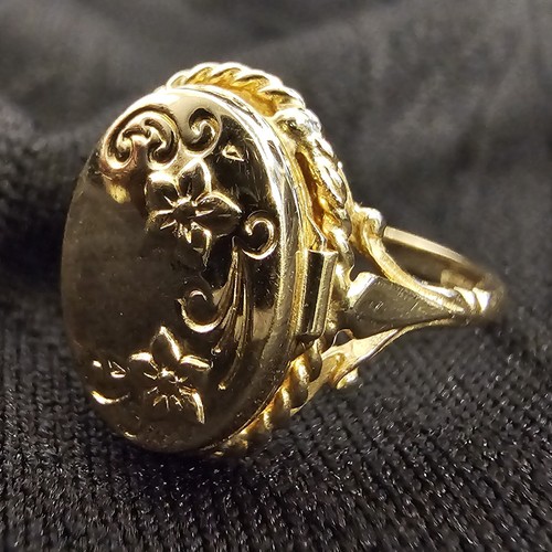 LAST CHANCE Picture LOCKET Ring 14k Solid Yellow Gold CLEAN Estate Oval Sz5 2.6g