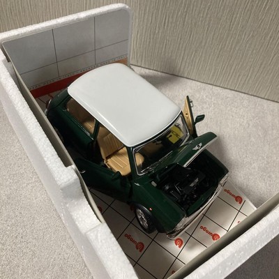 ブラーゴ　ミニ　Bburago Mini Cooper ダークグリーン 1/16 Bburago 1:16 1969 Mini Cooper 12036 | Toys-shop.gr