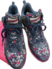 Skechers Floral Air-Cooled Memory Foam Sneaker Navy Lite Weight Women's Size 10