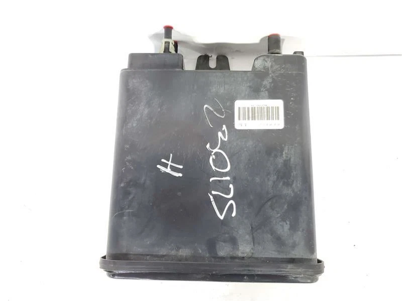 Fuel Vapor Canister 6.0L LQ4 PN 12573649 OEM 2006 Hummer H2 - Image 3 of 4