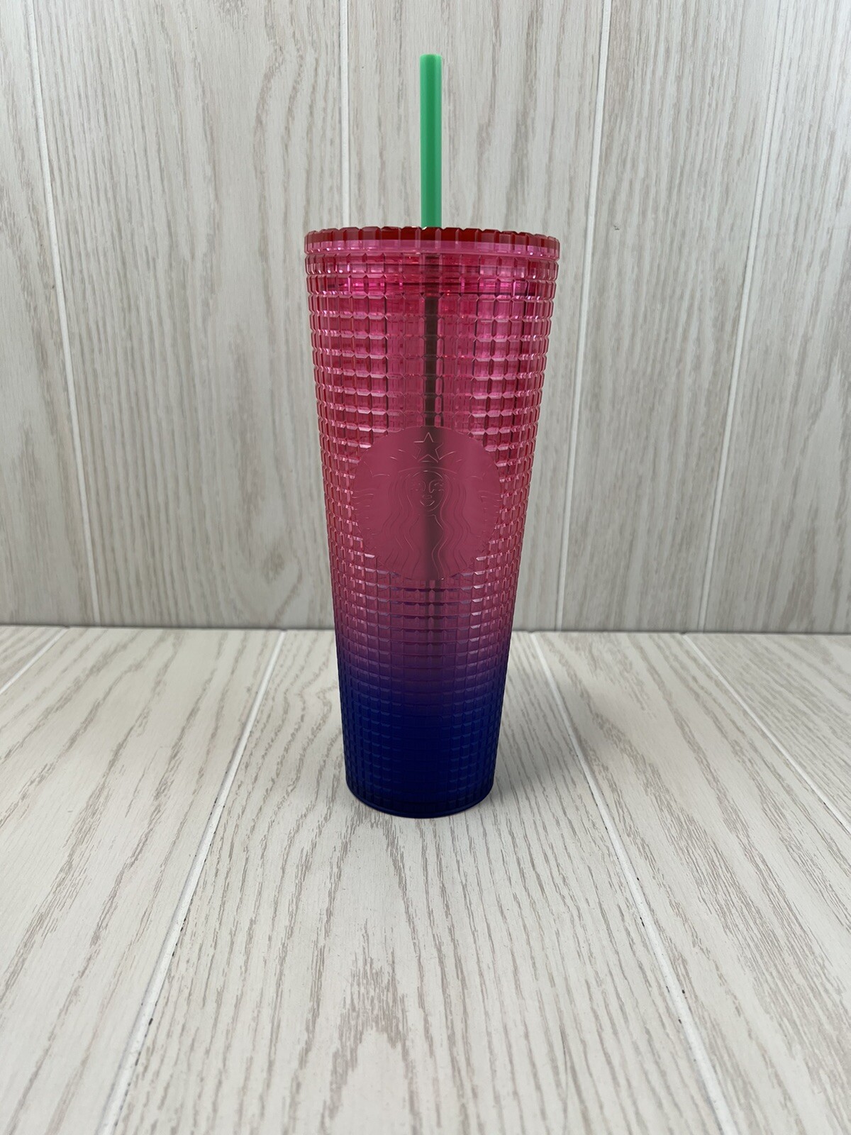 New Starbucks Gridded Tumbler Pink Blue Fade  Cup Summer 2022 NEW