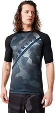 Oakley Mens Camou Rashguard Active Top Short Sleeve Tee Blackout XXLarge 2XL New