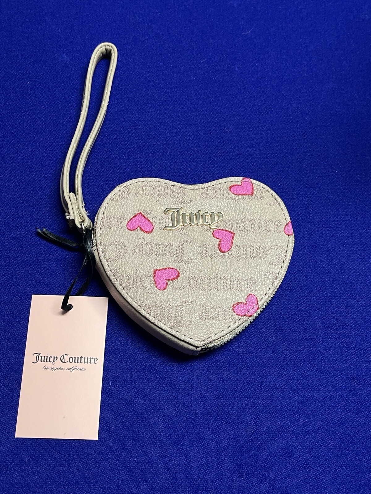 Juicy Couture Addicted Love Heart Wristlet Wallet NEW
