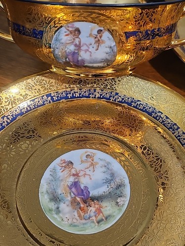 T&V LIMOGES 6 Coppe Doppio Manico Crema Oro Incrostate Scene Dipinte a Mano RARE - Foto 6 di 20