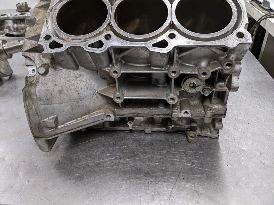 Engine Cylinder Block For 05-15 Nissan Xterra  4.0 11000EA200 - Image 4 of 4