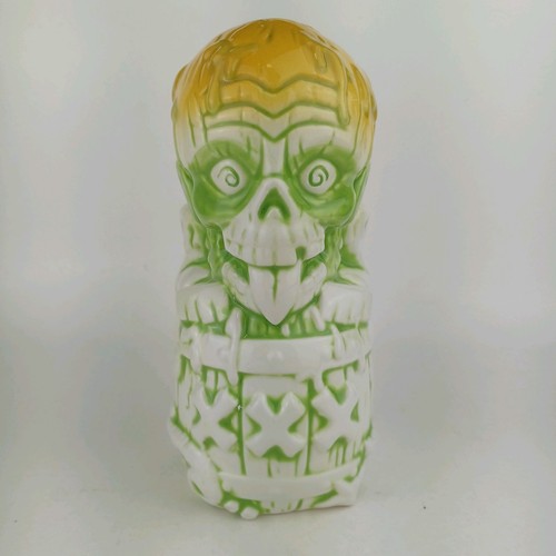 Taza Geeki Tikis Return of the Living Dead TARMAN Tiki Colores Cavidad Edición Limitada - Imagen 1 de 7