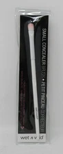Wet N Wild Small Concealer Brush White 1 Count