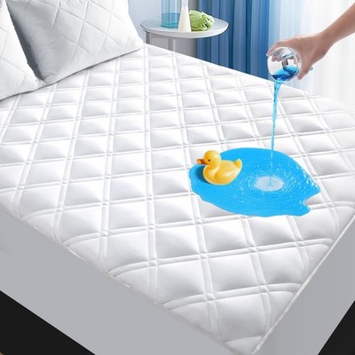 Meelus Padded Queen Mattress Protector Breathable Waterproof Mattress Pad Cover