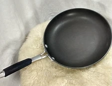 SIMPLY CALPHALON FRYING PAN SKILLET 10" ALUMINUM WITH NON STICK SURFACE # 1390