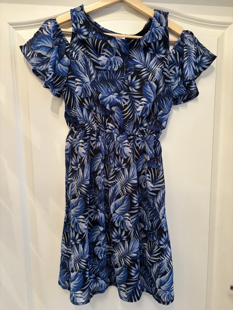 Kleid, Größe 146/152, page one young,wurde nie getragen