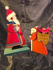 Pair Of Vintage Wooden Standing Santa Claus Christmas Decorations 1DS