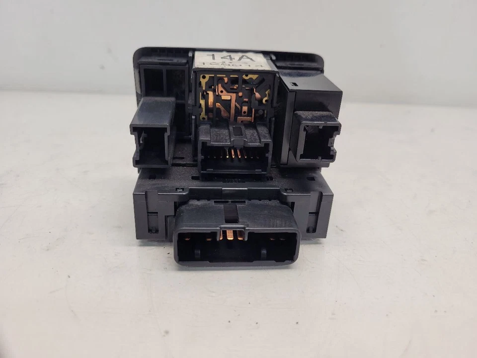 Interruptor de tablero Subaru Legacy 2005 - Espejos retrovisores eléctricos con parabrisas térmico Foto 4 de 4