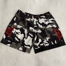 TAPOUT MMA UFC Mixed Martial Arts Camouflage Board Shorts NWOT Men  s Sz 36 B33 