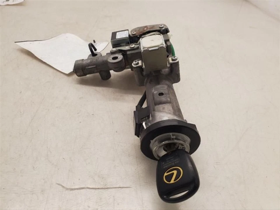 2004-2006 Lexus ES330 Ignition Switch Lock Cylinder With Keys Assembly Oem - Imagem 2 de 4
