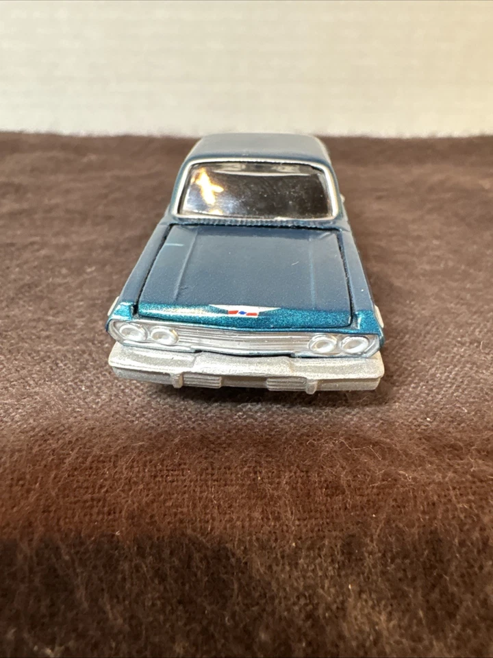 Johnny Lightning 1963 Impala Z11 Aqua Vintage 1:64 Diecast Super Chevy Series Foto 3 de 4