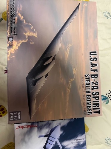 1/72 Scale UA72206 USAF B-2A Spirit Stealth Bomber Collect Model Gifts Ornament - Picture 11 of 21
