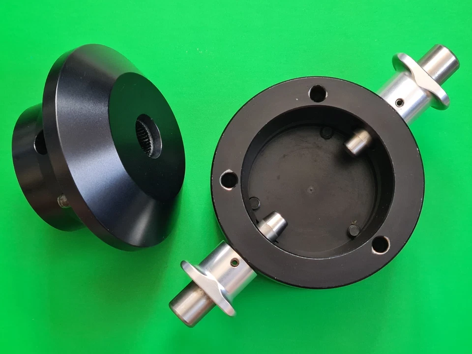 Kit jefe volante liberación rápida Caterham Lotus Seven y almohadilla central Momo - Imagen 4 de 4