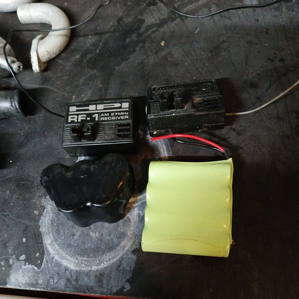 RC Car Parts Joblot Various Parts Mix Spares Or Repairs Nitro Electric - Image 3 of 4