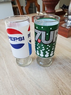 Vintage Pepsi And 7 Up 12 Oz  Soda Glasses