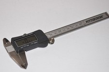 6 “ Pittsburg Digital Caliper, -extra Battery , 0mm to 150mm - New Battery
