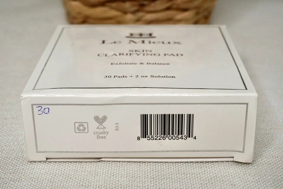 NUEVO Le Mieux Almohadilla Clarificante para la Piel Exfoliante y Equilibrante 56 ml/2 oz (30 almohadillas) Foto 4 de 4