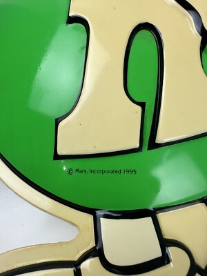 M&Ms 3D Display Green and Red Vintage Plastic 1995 used Mars M&Ms 3D Display Green and Red Vintage Plastic 1995 used Mars