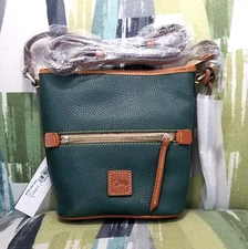 🎯🌟Dooney & Bourke Pebbled Leather Small Zip Sac In Forest Green Crossbody🌟
