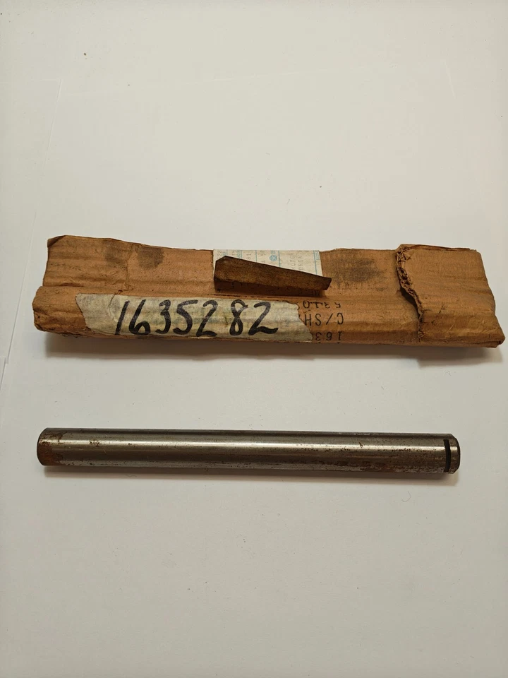 1957-1970 Chrysler Dodge Plymouth 3 Speed Transmission Counter Shaft 1635282 NOS - Image 4 of 4