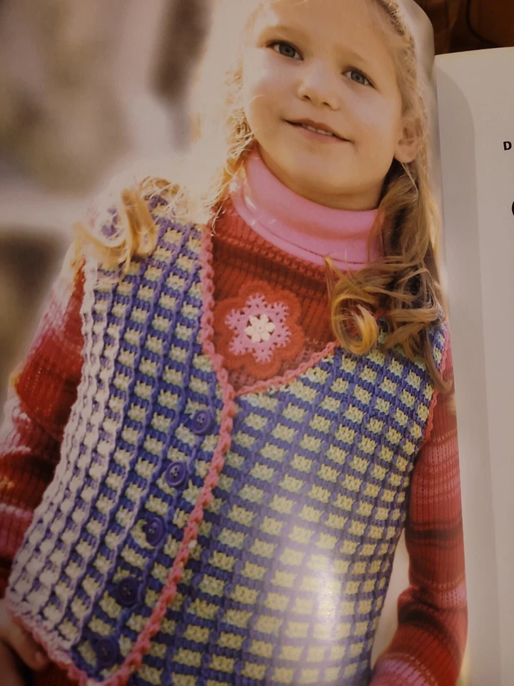 Encyclopedia Of Crochet - 164 Stitch Patterns 21 Projects Donna Kooler 240 pg VG - Image 2 of 4