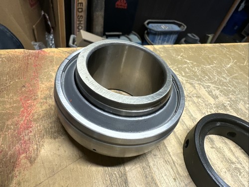 IPTCI NA210-31 GL3 Insert Bearing 1-15/16" ID w/Locking Collar 22JS2068-F31 - Picture 5 of 7