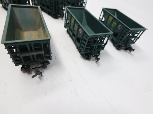 USED Roundhouse HO Scale Ore Cars CNW #118853R (6 pcs) Read Description - Picture 4 of 5