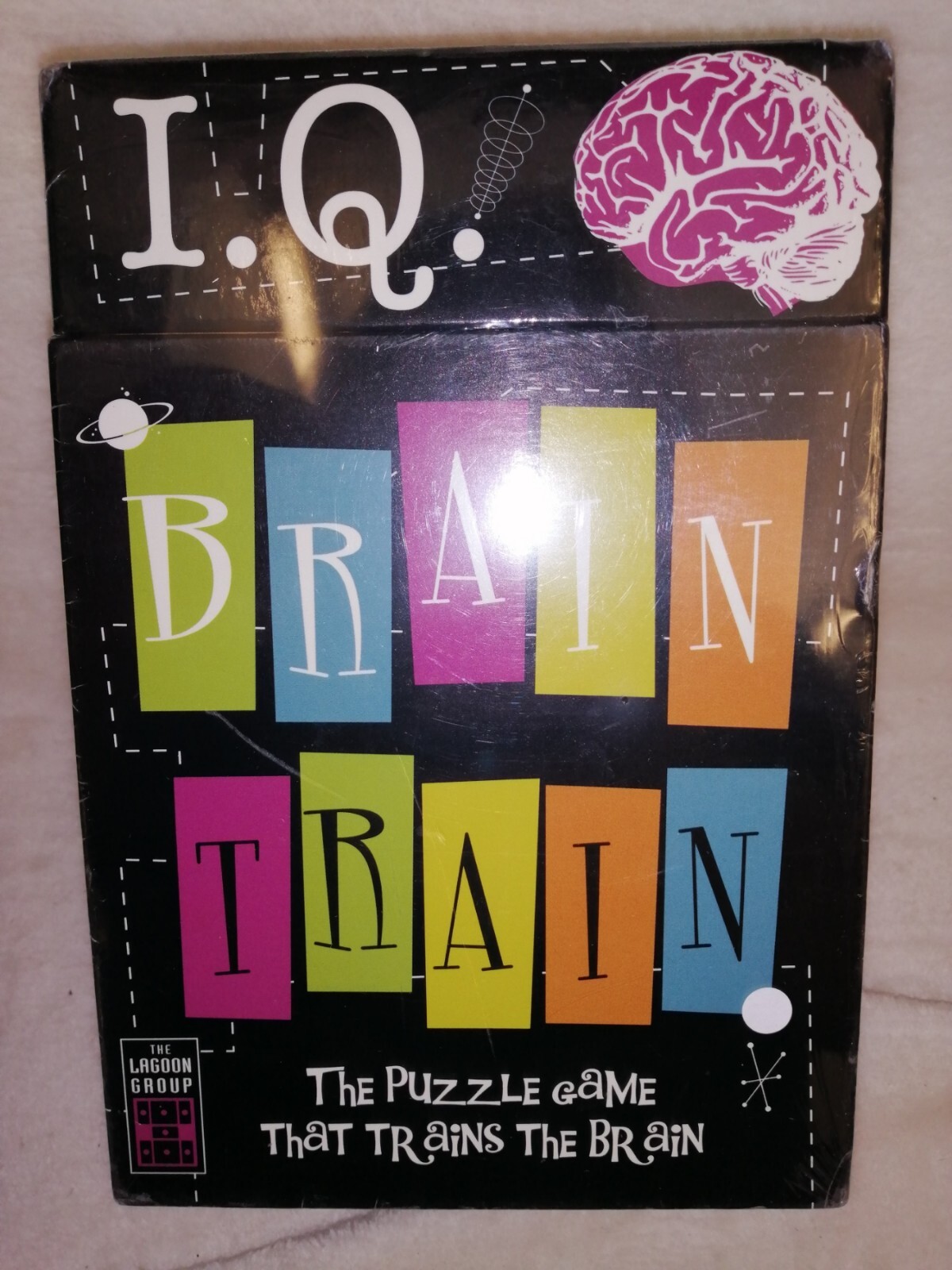 IQ BRAIN TRAIN - Fun Puzzle Family Card Game That Trains Your Brain